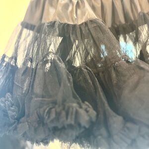 Free shipping! Fluffy Ruffle Mini Skirt